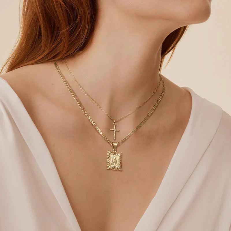 Conjunto Collar Cruz Inicial | Oro