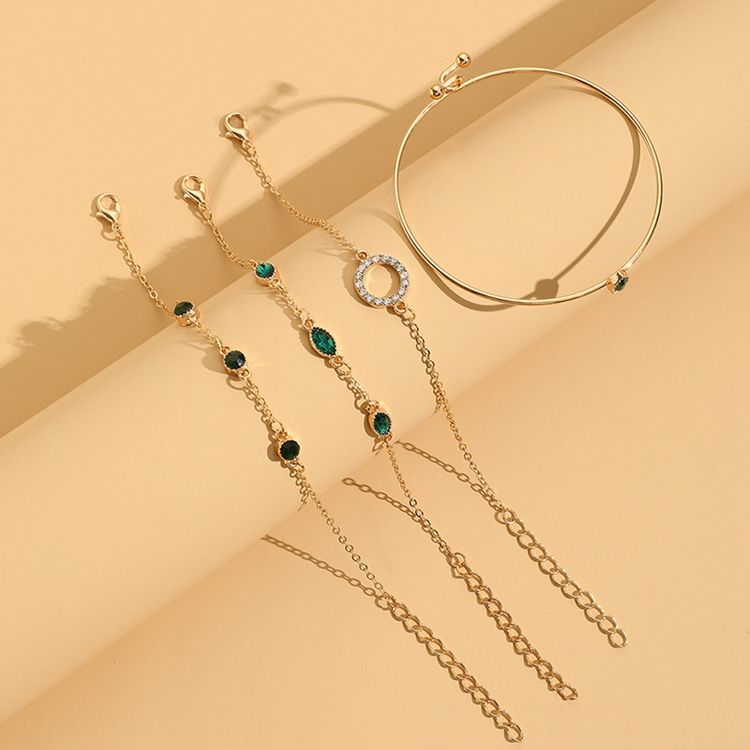 Conjunto de Pulseras Doradas Celestial
